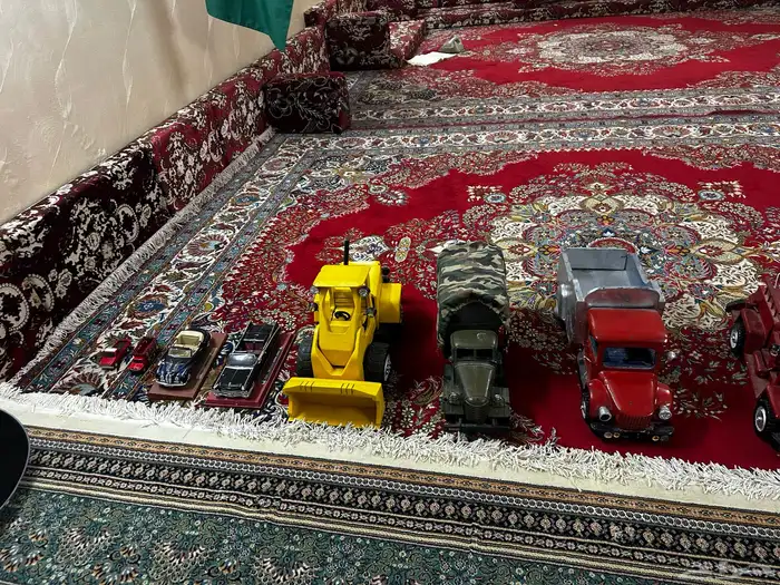 سجاد بلجيكي وتركي وشملات وستائر قديمة للبيع 30