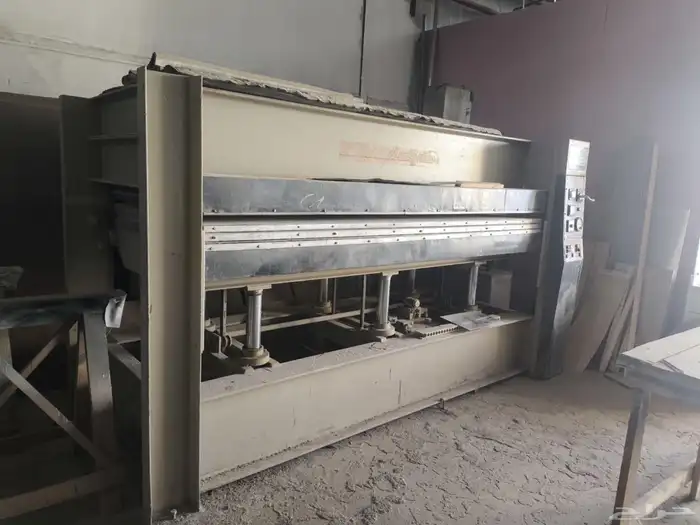 ورشة  ألمنيوم وخشب 3