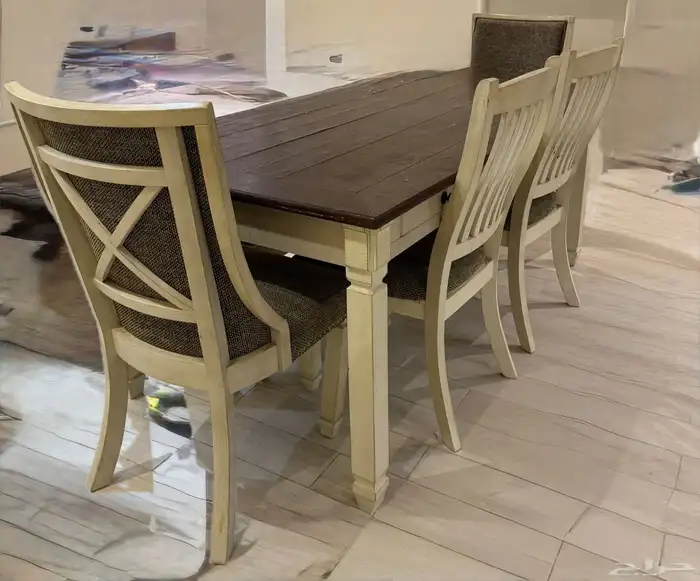 طاوله طعام 0