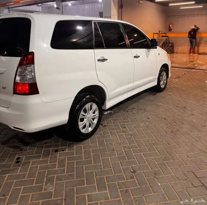اينوفا 2013 1