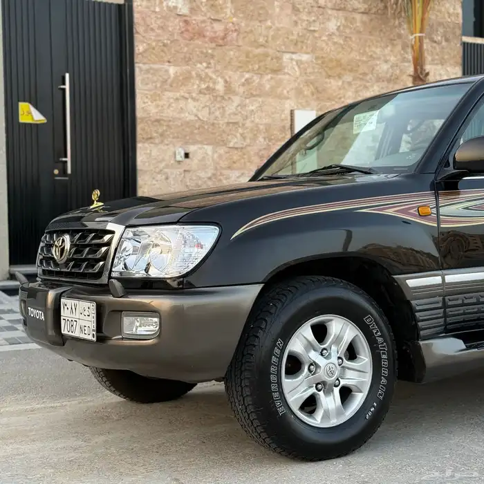 لاندكروزر GXR جكسار فل قير عادي 2005 - لون اسود 0
