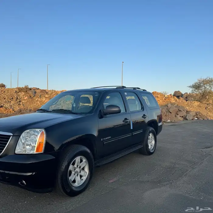 يوكن 2009 مخزن دبل ماشي 136 الف 0