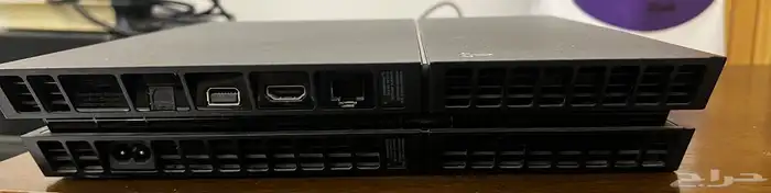 للبيع بلايستيشن4 مع اشرطه 0