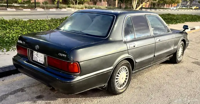 للبيع كراون 1993 2