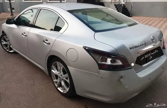 للبيع نيسان ماكسيما 2013 نص فل 6 سلندر 3600cc 300hp 5