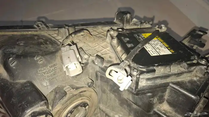 شمعة لكزس يسار بيع على حالته وكاله 3