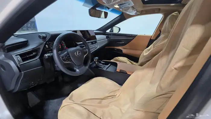 لكزس ES350 AA 2024 14
