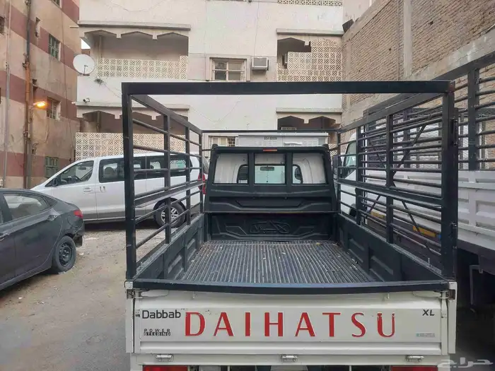 السيارة دباب 7
