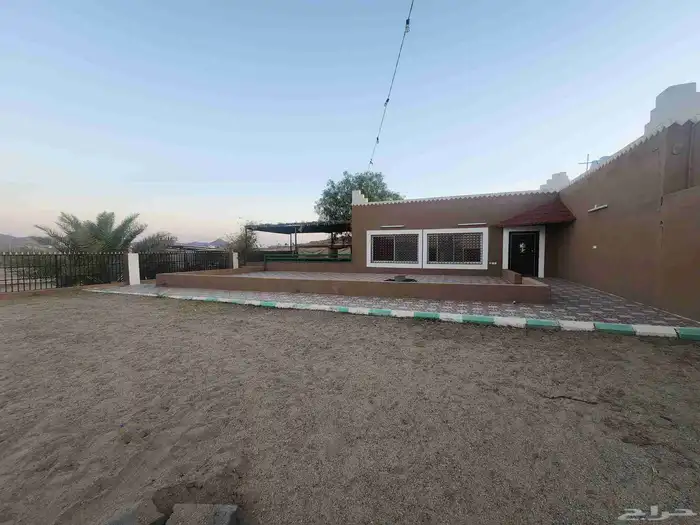 استراحه بيت مفروش مؤثث للايجار السنوي 1