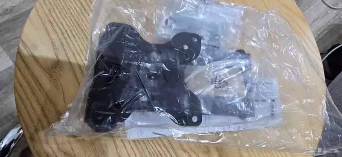 قاعده تلفزيون متحركه من 10 بوصه الى 32 11