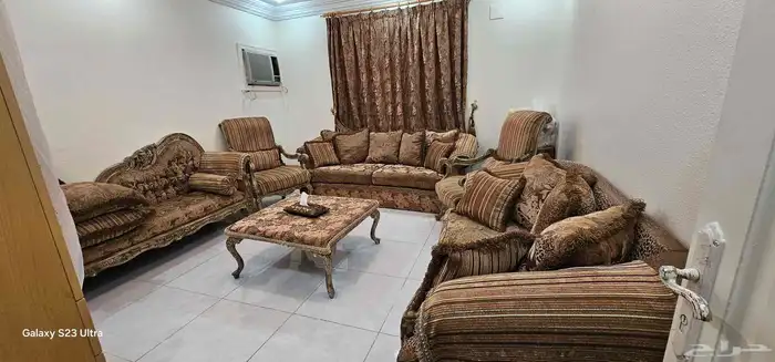 طقم كنب مع ستاره وطاولات ودولاب بسعر400 6