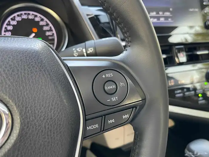 تويوتا كامري 2024 GLE فل سعودي 9