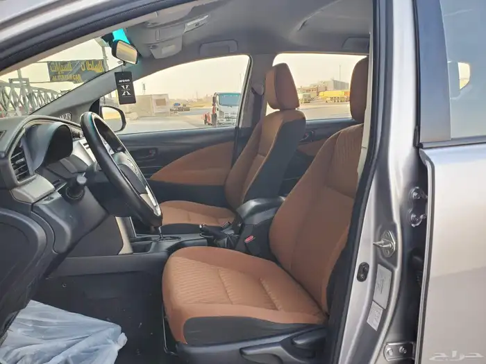 تويوتا انوفا 2016 9