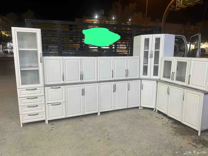 مطبخ شبه الجديد حرف ال مقاس 6متر للبيع 0