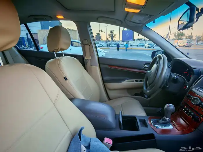 انفنيتي G37 2009 4