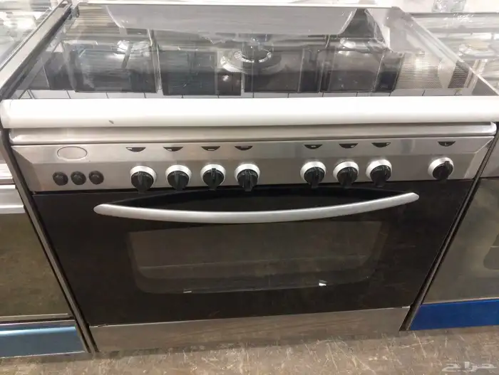 الفرن غاز مستخدم ان شاالله نظيف شغل   للبيع 2