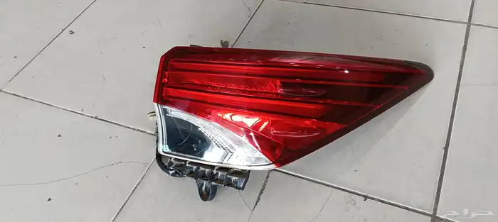 شمعه اسطب يمين وكاله سياره تويوتا فورتشنر 2016 الي 2020 يمين 0