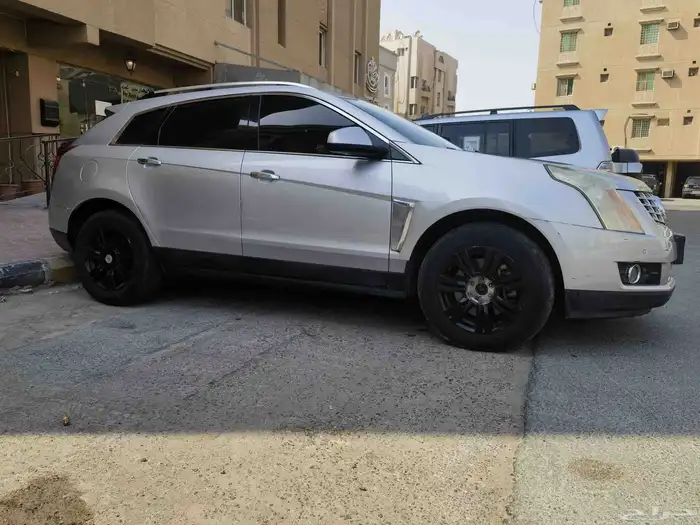 كاديلاك SRX للبيع 6