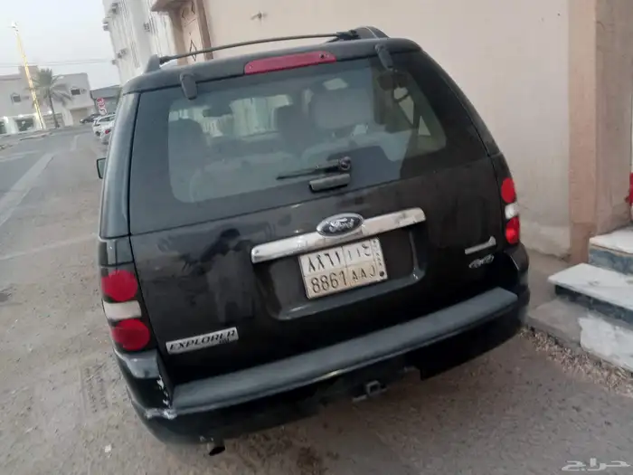 للبيع سيارة اكسبلور 2010 2