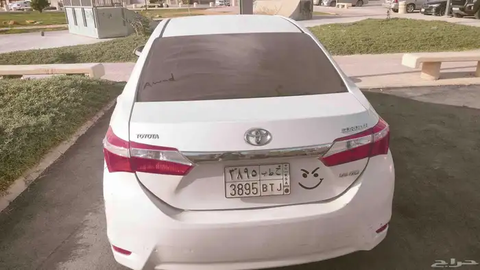 تايوتا كورولا 2015 1