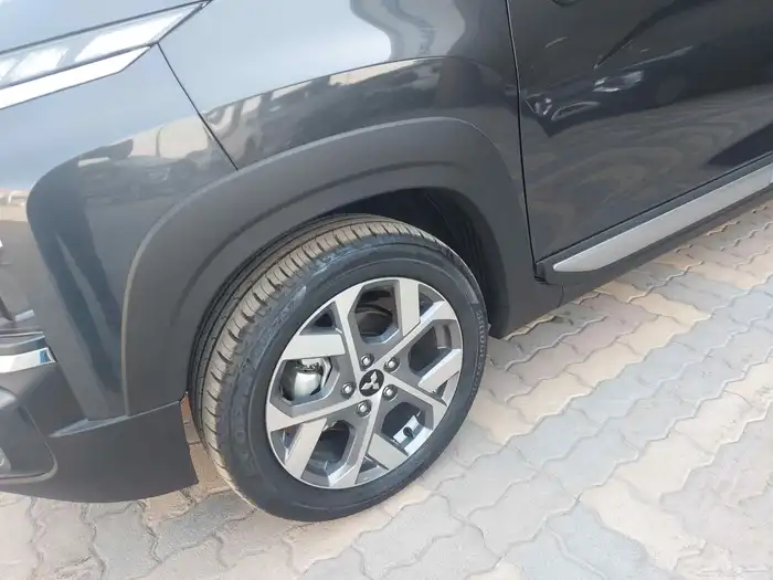 متسوبيشى اكسبندر كروس2025 6