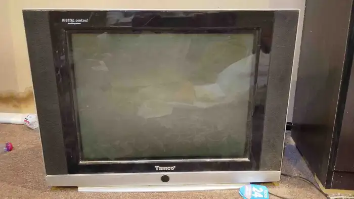 تلفزيون قديم 0