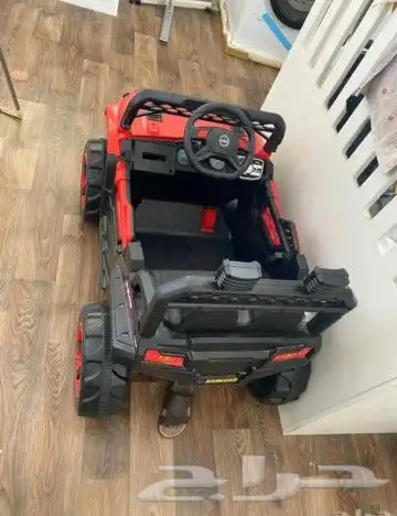 سيارة كهربائية. شبه الجديدة 2