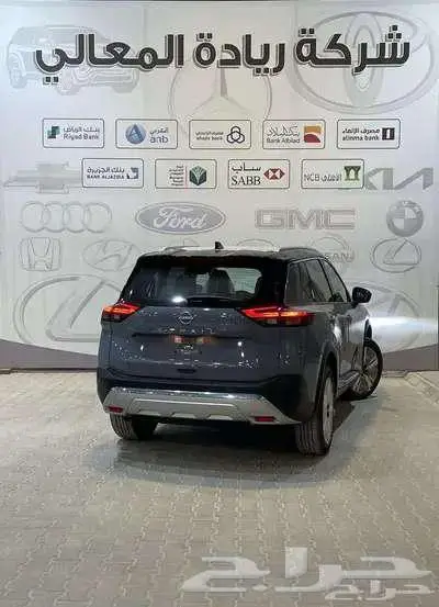نيسانى اكس تريل غل كامل 2025 4