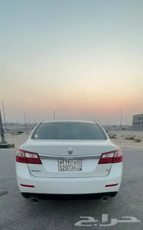 رينو سافران الموديل 2014 16