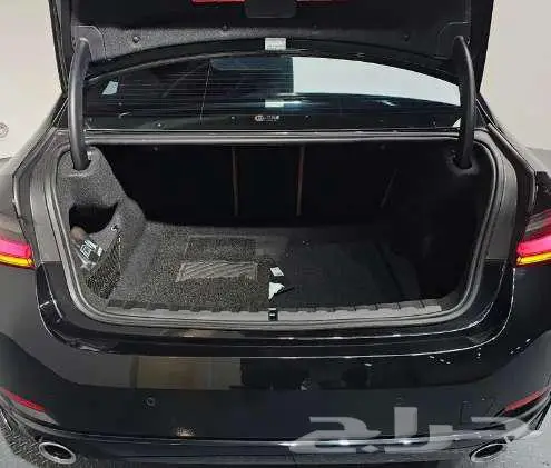 BMW 320i موديل 2023 الميموني للاستيراد بكوريا 11