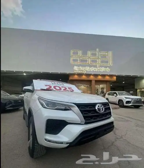 عرض فورتشنر بنزين بدون دبل موديل 2025 0