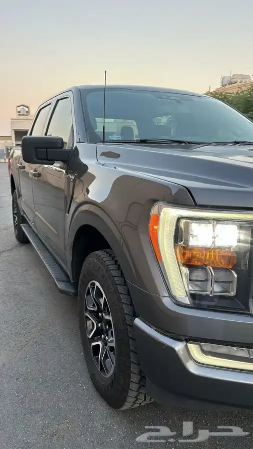فورد f150 V8 موديل 2022 3