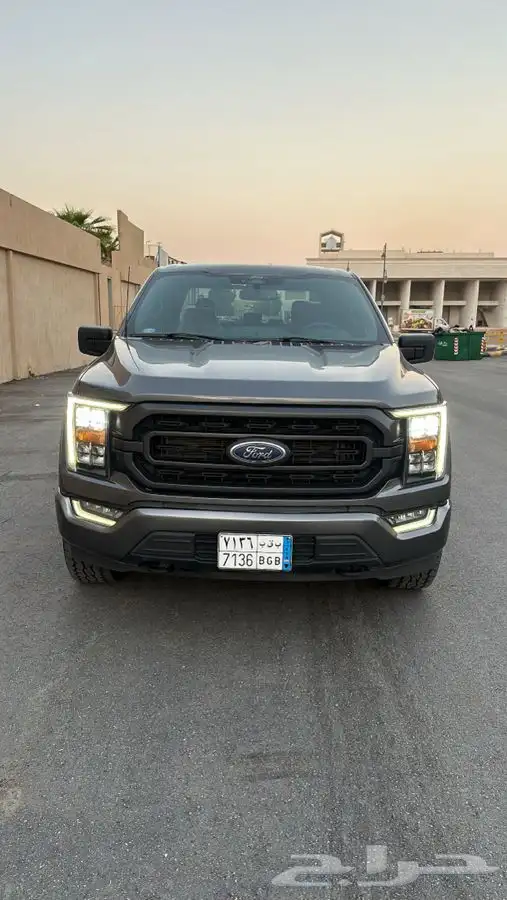 فورد f150 V8 موديل 2022 2