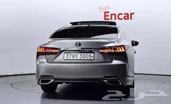 لكزس LS500 موديل 2021 الميموني للاستيراد بكوريا 3