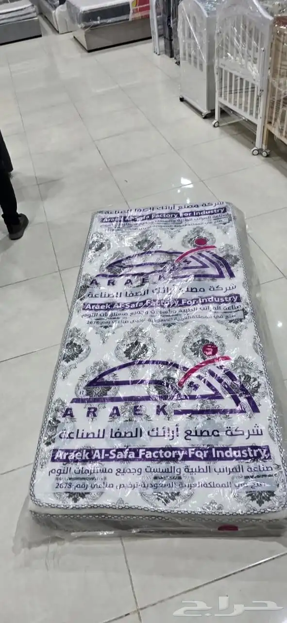 تأثيث غرف عمال سراير حديد مراتب دواليب سجاد 1