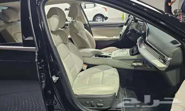 هيونداي - ازيرا - 2022 15