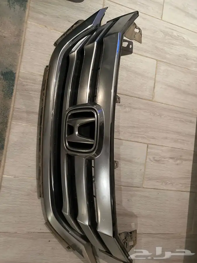 للبيع قطع غيار هوندا اكورد 2015 4