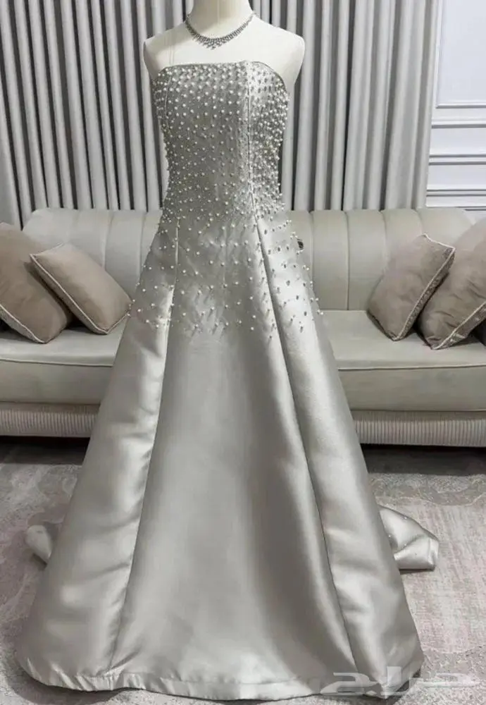 فستان نسائي للمناسبات 1