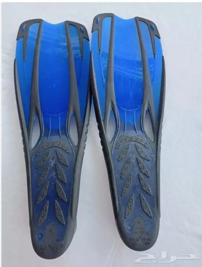 زعانف غوص مارس 4