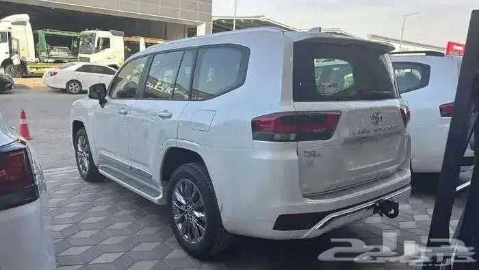 لاندكروزر GXR4 بنزين 2025(كاش-اقساط) 2