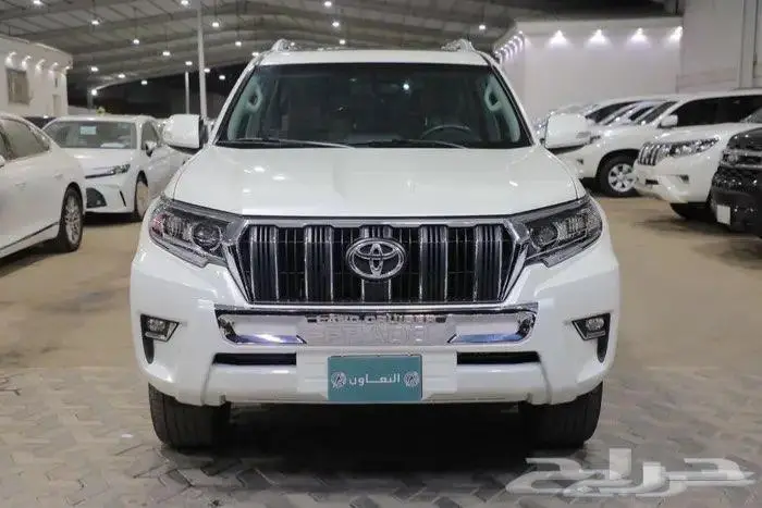 تويوتا برادو TXL3 فل كامل فتحة سقف جلد V6 موديل 2022 2