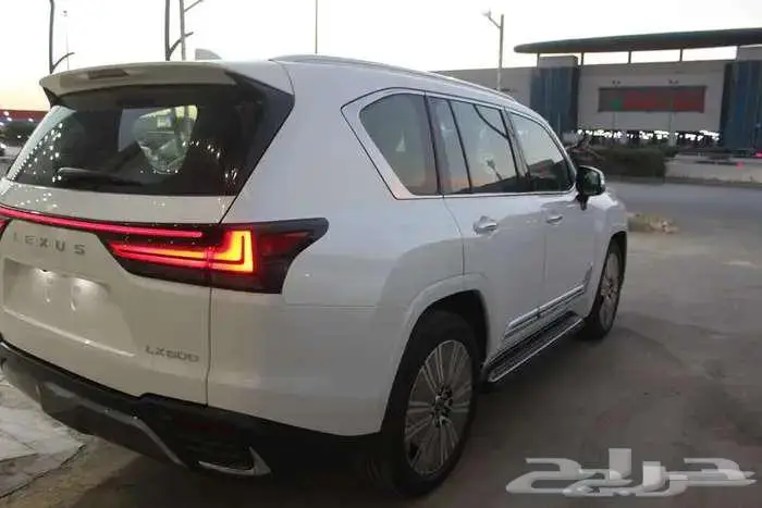 لكزس LX 600 BB سعودى 2025 8