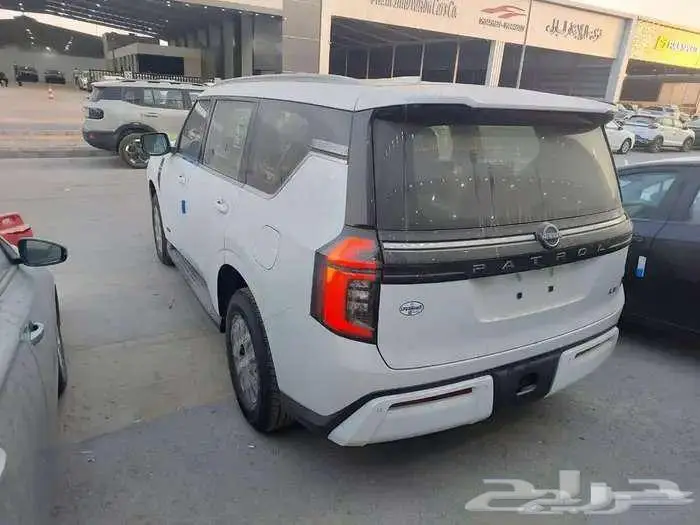 نيسان باترول 2026 LE 17