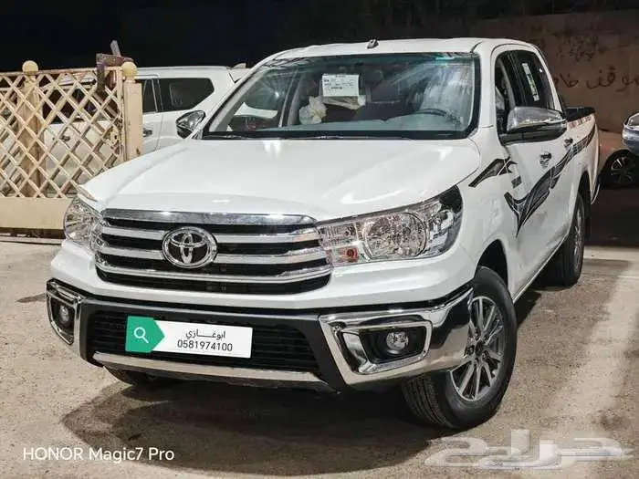 تويوتا هايلوكس غمارتين بنزين GLX2 اصفار سعودي 2025 0