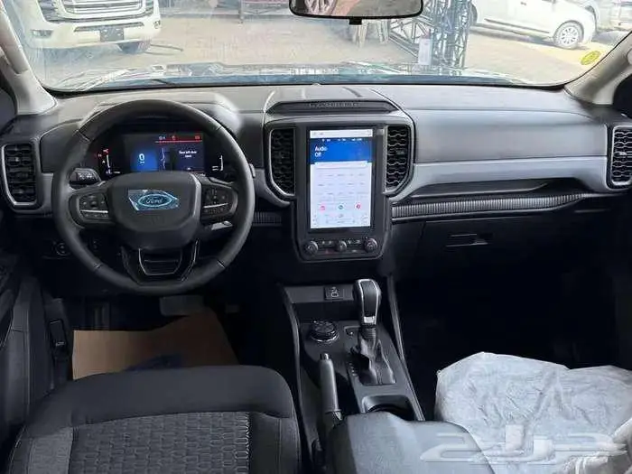 فورد رينجر XLT 2024 غمارتين ديزل دبل 10