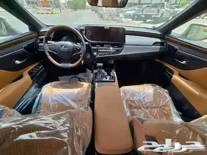 لكزس ES350 DD الساير كويتي 2025 7