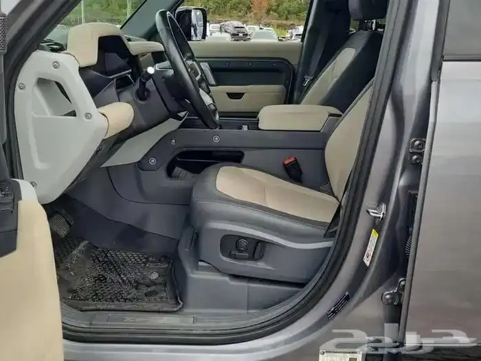 LAND ROVER DEFENDER X-DYNAMIC SE 2023 5