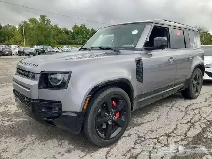 LAND ROVER DEFENDER X-DYNAMIC SE 2023 3