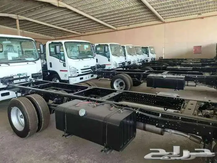 ايسوزو ديانا 4 طن شاص طويل وشاص قصير 2025 1