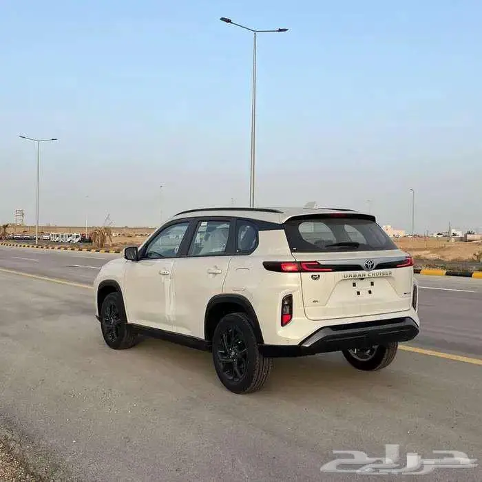 تويوتا اروبان كروزر GL 0